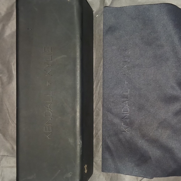 KENDALL + KYLIE CATEYES SUNGLASSES EYEWEAR - Picture 5 of 6